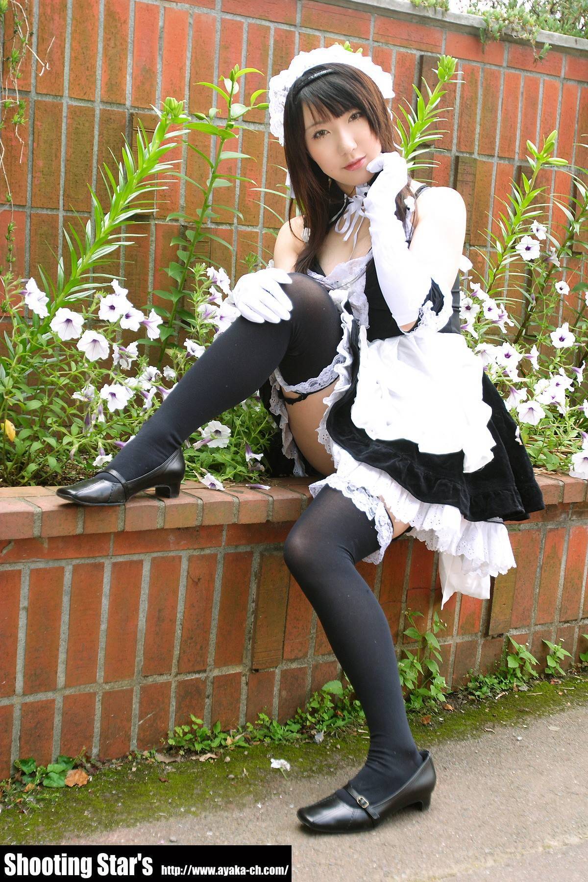 [Cosplay]  Sexy Maid with big boobs